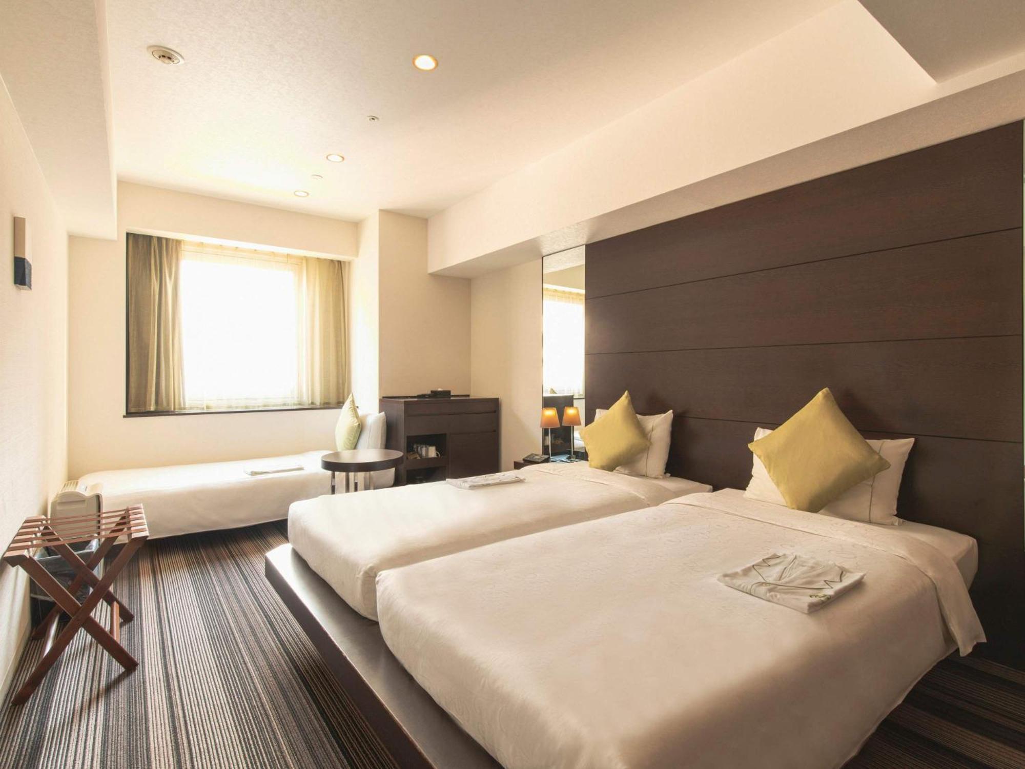 Hotel Brighton City Osaka Kitahama Экстерьер фото
