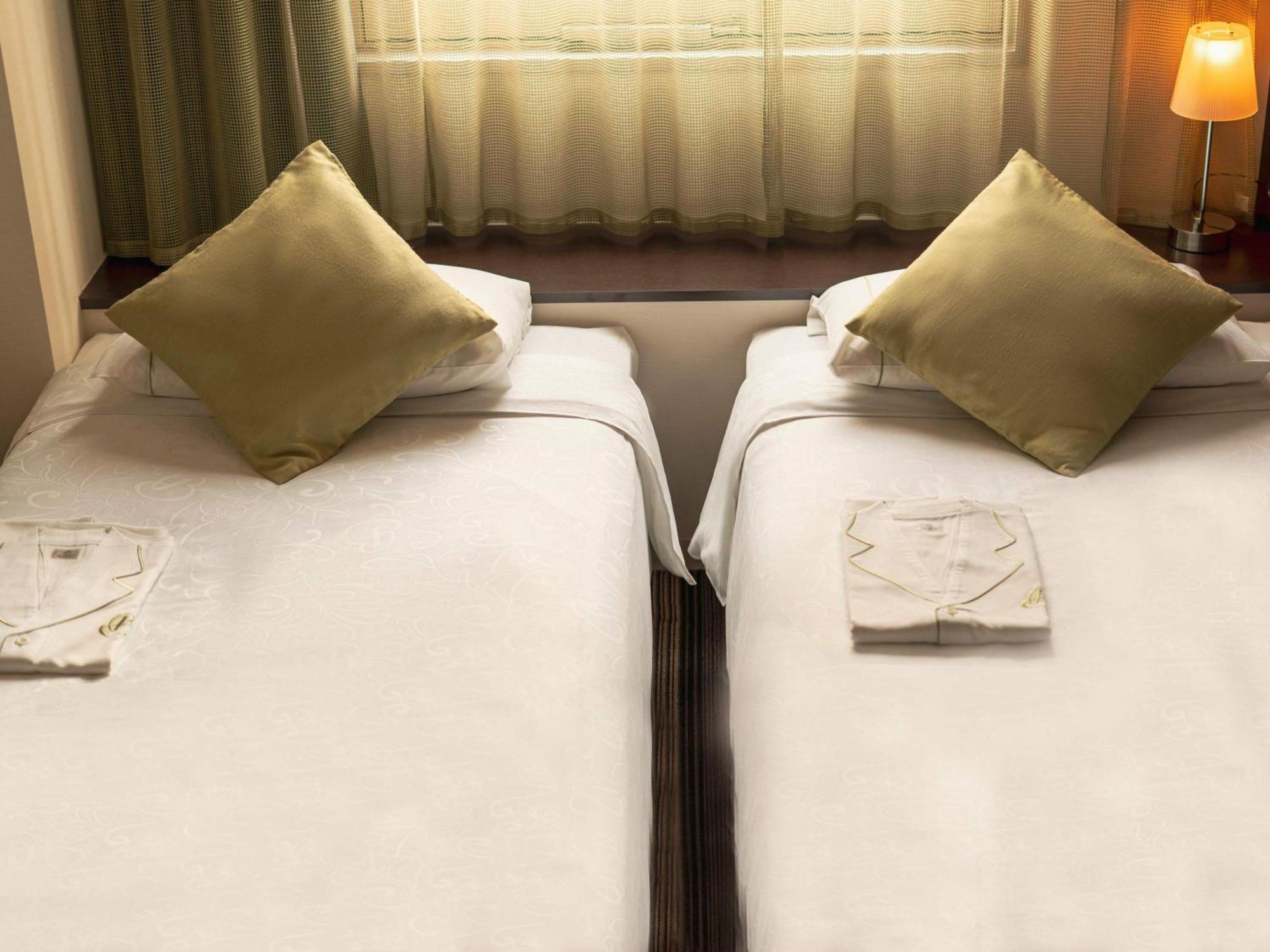 Hotel Brighton City Osaka Kitahama Экстерьер фото